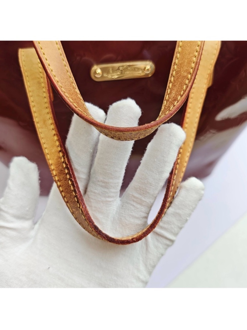 Louis Vuitton Patent Vernis Red-Brown Tote with Tan Handles - Picture 7 of 13